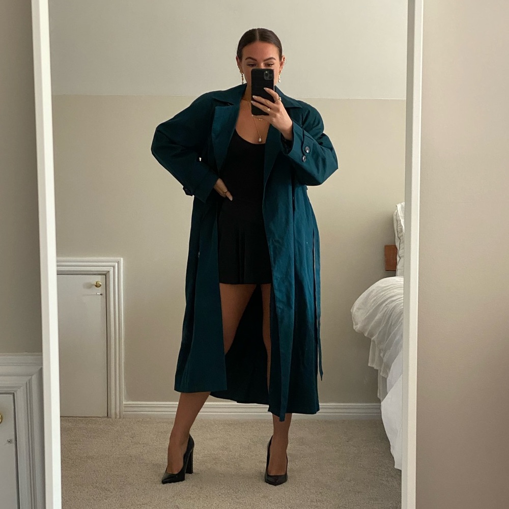 Stunning Vintage Trench Coat